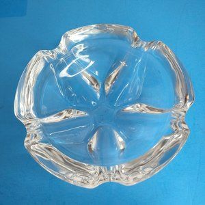Clear Glass 6 inch Ashtray Round 5 Points Thick Glass